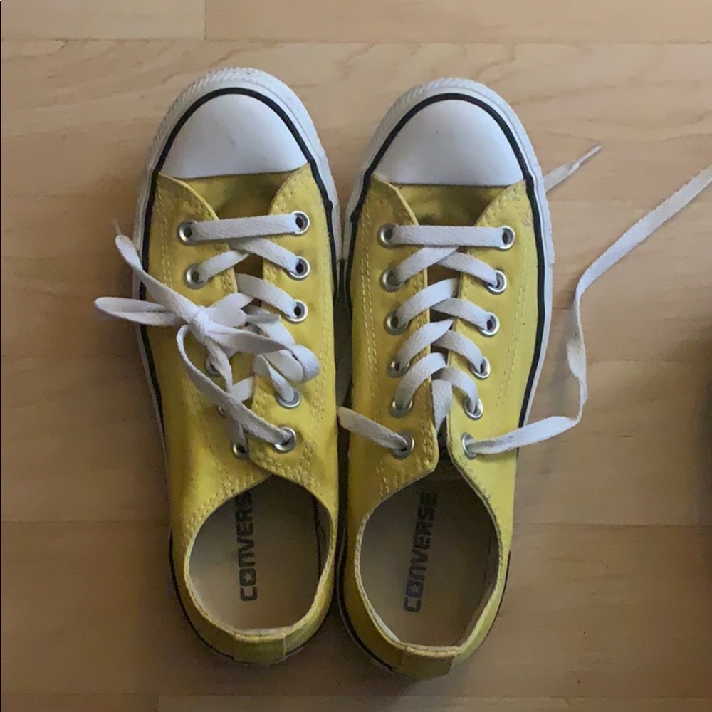 Women’s converse